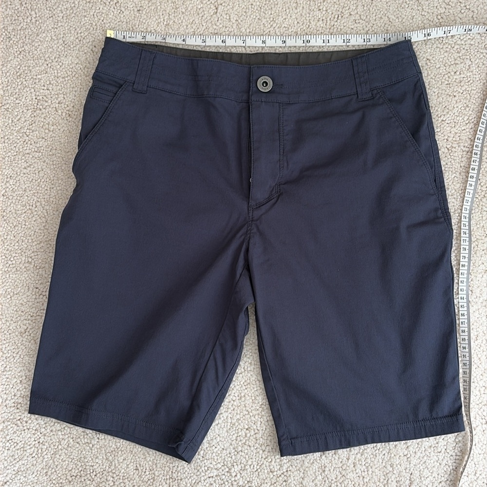 Kuhl Mens flat-front shorts - Size 30 - Navy Blue - Picture 2 of 5